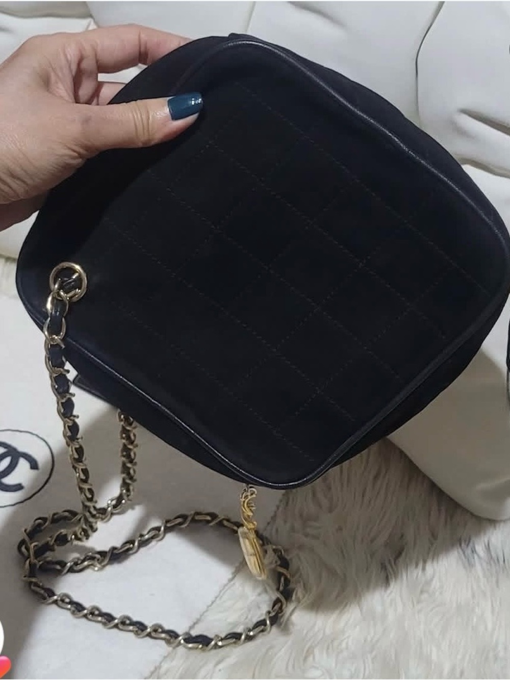Chanel Vintage Diamond Shape Suede Leather Choco Bar Shoulder Bag - Picture 3 of 13